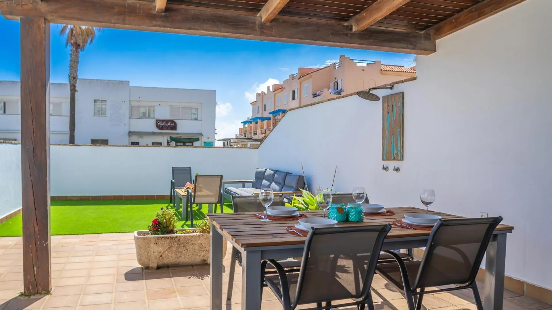 Beach At 30M, Great Terrace, Home Office & Fibre Tarifa Apartment